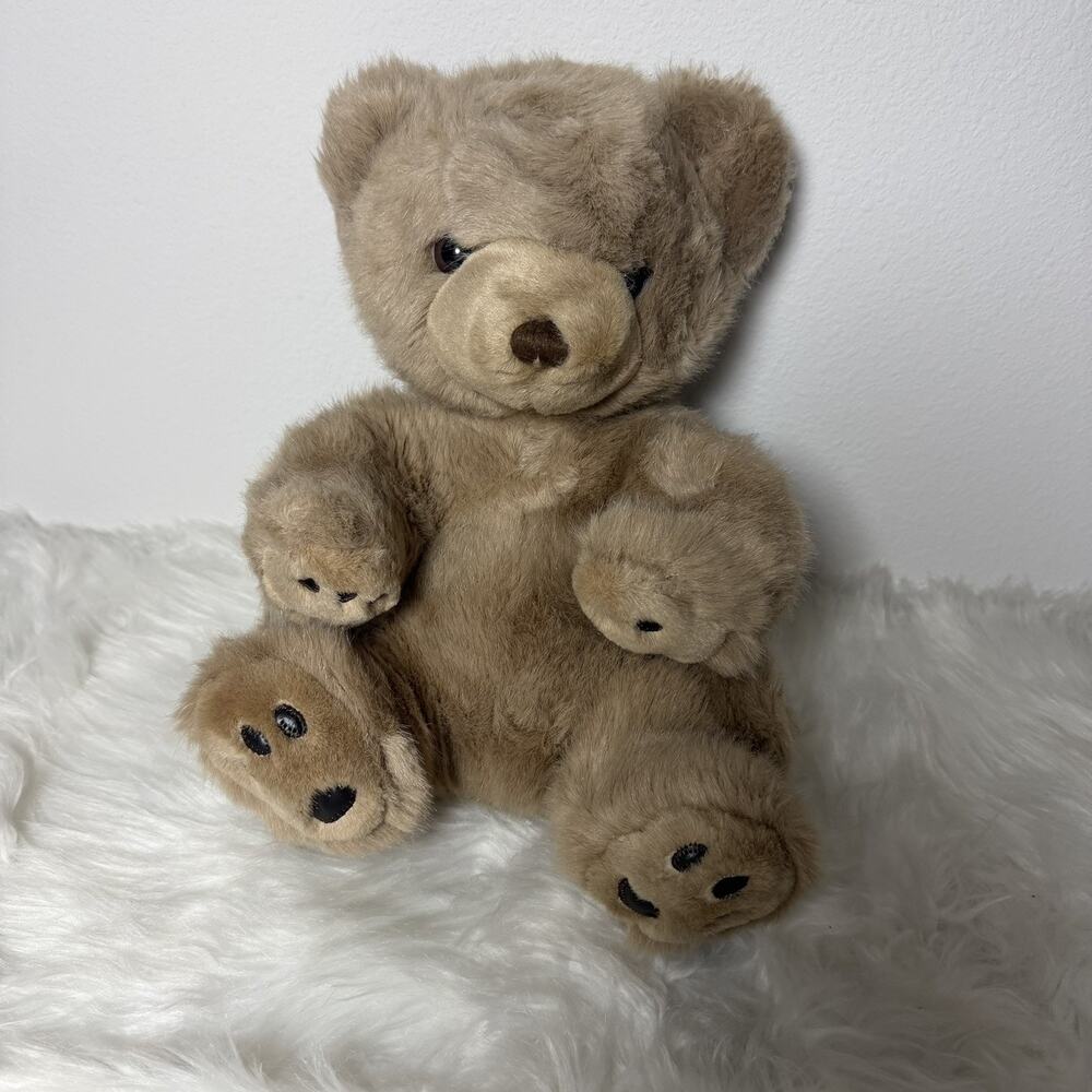 Yang Jee Ind. Co, LTD Plush Teddy Bear Brown Tan Paws Seoul Korea Sitting